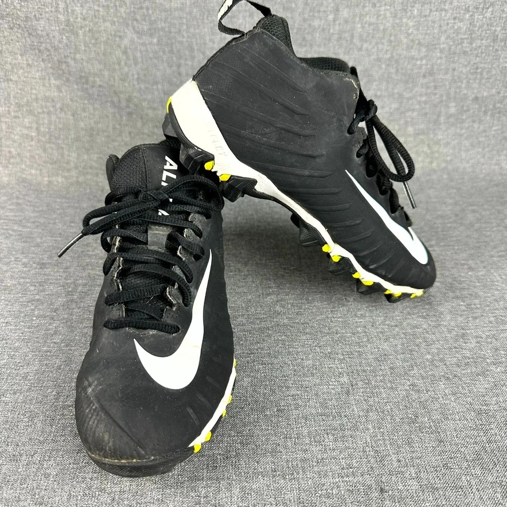 Nike Alpha Menace Shark 902510-011‎ Kids 3Y Black White Lace up Football Cleats